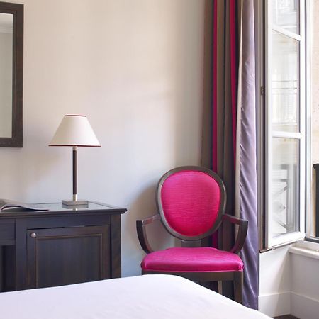 Hotel Royal Saint Honore Paris Louvre Bagian luar foto