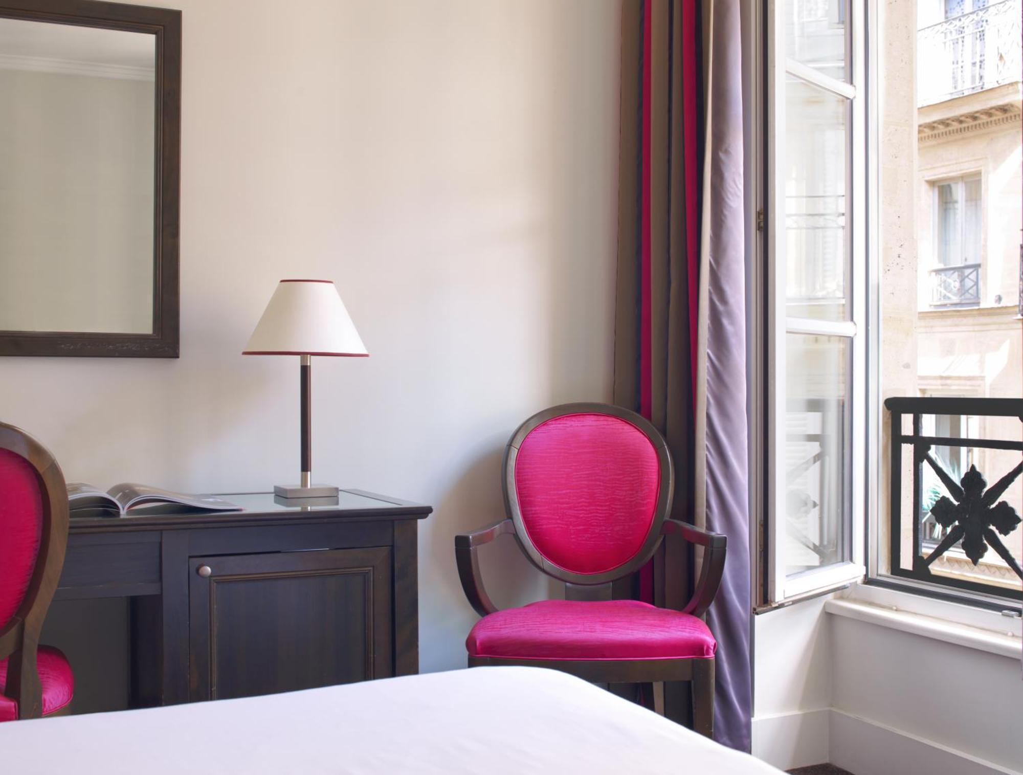 Hotel Royal Saint Honore Paris Louvre Bagian luar foto