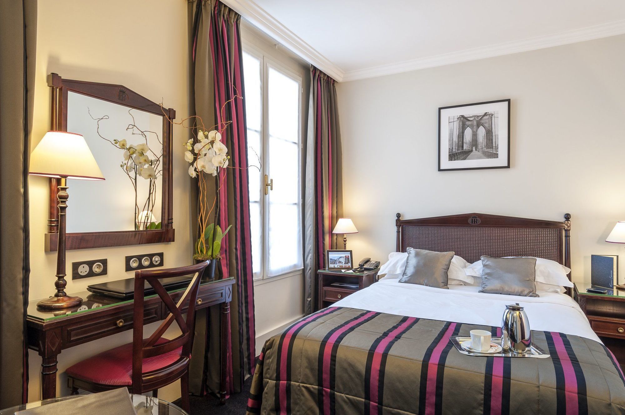 Hotel Royal Saint Honore Paris Louvre Ruang foto